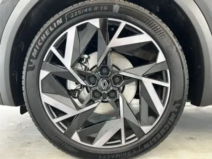 Photo 8 Renault Symbioz  E-Tech full hybrid 145