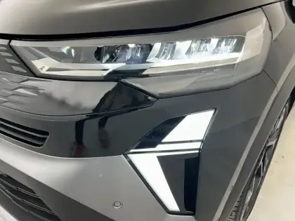 Photo 24 Renault Symbioz  E-Tech full hybrid 145