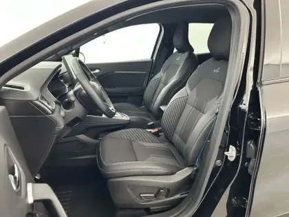 Photo 17 Renault Symbioz  E-Tech full hybrid 145