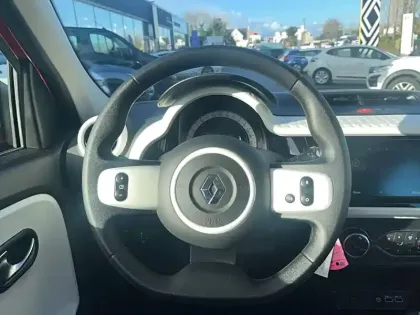 Photo 13 Renault Twingo  III E-Tech