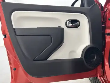 Photo 40 Renault Twingo  III E-Tech