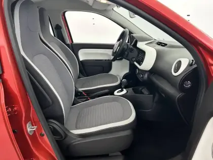 Photo 43 Renault Twingo  III E-Tech