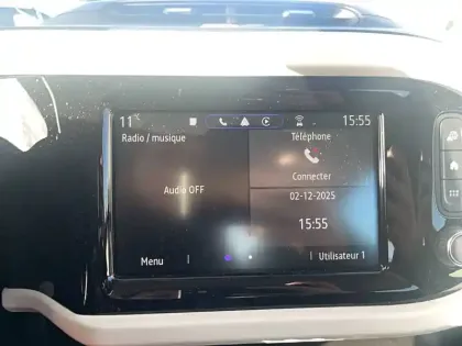 Photo 17 Renault Twingo  III E-Tech