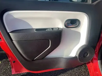 Photo 9 Renault Twingo  III E-Tech