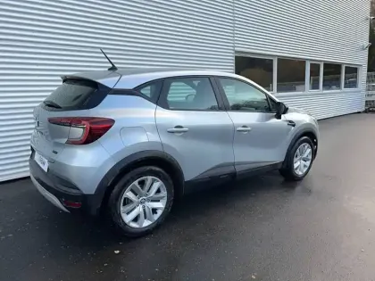 Photo 14 Renault Captur  E-Tech full hybrid 145