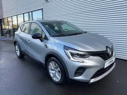 Photo 16 Renault Captur  E-Tech full hybrid 145