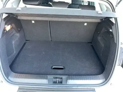 Photo 27 Renault Captur  E-Tech full hybrid 145