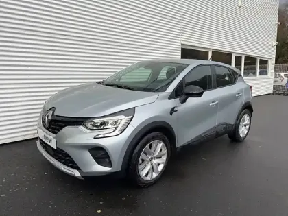 Photo 10 Renault Captur  E-Tech full hybrid 145