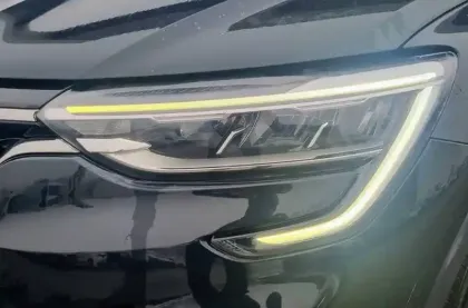 Photo 15 Renault Arkana  E-Tech hybride 145 - 22