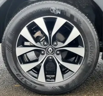 Photo 13 Renault Arkana  E-Tech hybride 145 - 22