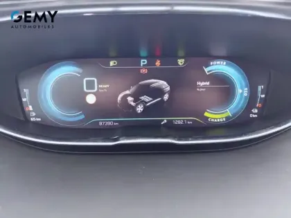 Photo 16 Peugeot 3008  Hybrid 225 e-EAT8