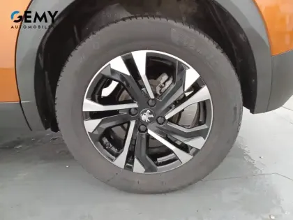 Photo 10 Peugeot 2008  PureTech 130 S&S EAT8