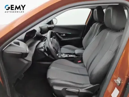 Photo 48 Peugeot 2008  PureTech 130 S&S EAT8