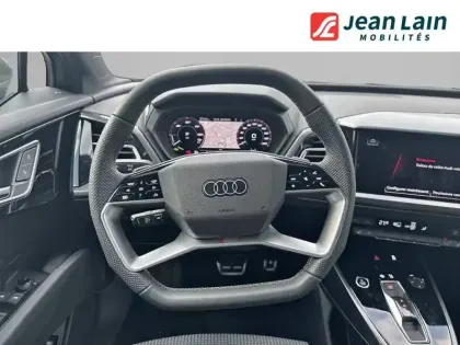 Photo 11 Audi Q4 e-tron  45 285 ch 82 kWh