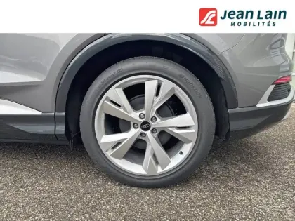 Photo 8 Audi Q4 e-tron  45 285 ch 82 kWh