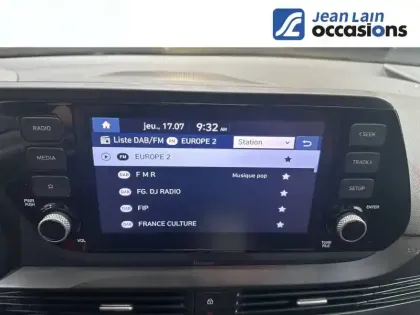 Photo 11 Hyundai Bayon  1.0 T-GDi 100 Hybrid 48V