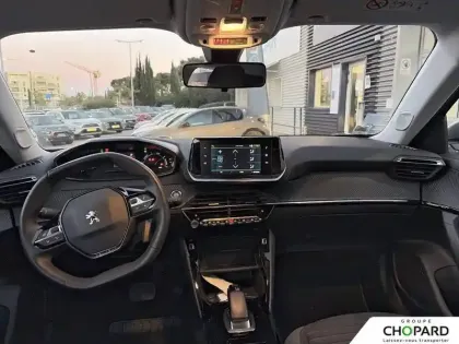 Photo 14 Peugeot 2008  Electrique 136 ch