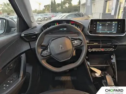 Photo 16 Peugeot 2008  Electrique 136 ch