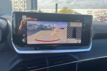 Photo 20 Peugeot 2008  Hybrid 145 e-DCS6