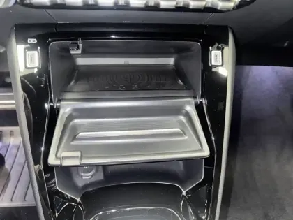 Photo 19 Peugeot 2008  Hybrid 145 e-DCS6