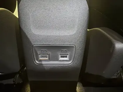 Photo 16 Peugeot 2008  Hybrid 145 e-DCS6