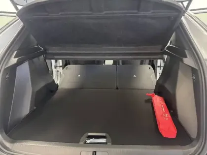 Photo 10 Peugeot 2008  Hybrid 145 e-DCS6