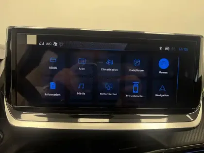 Photo 27 Peugeot 2008  Hybrid 145 e-DCS6