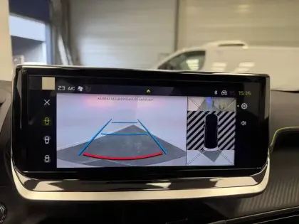 Photo 31 Peugeot 2008  Hybrid 145 e-DCS6