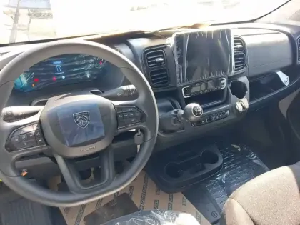 Photo 67 Peugeot Boxer  FGN TOLE 3.3 T L2H2 140 S&S BVM6