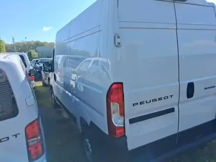 Photo 64 Peugeot Boxer  FGN TOLE 3.3 T L2H2 140 S&S BVM6