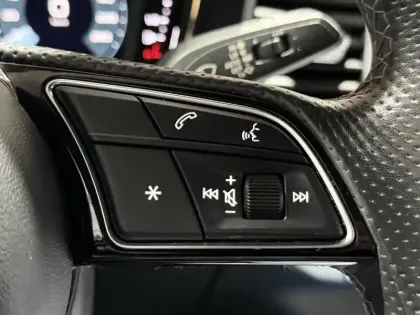 Photo 17 Audi A1  Sportback 30 TFSI 110 ch S tronic 7