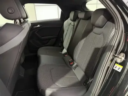 Photo 8 Audi A1  Sportback 30 TFSI 110 ch S tronic 7