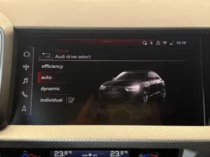 Photo 20 Audi A1  Sportback 35 TFSI 150 ch S tronic 7