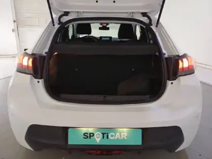 Photo 5 Peugeot 208  Electrique 50 kWh 136ch