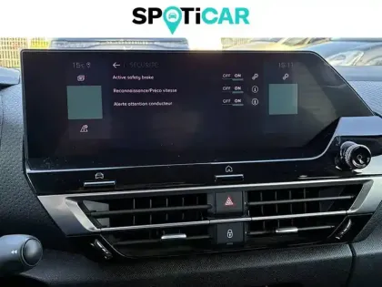 Photo 30 Citroën C4 e- 136 ch Automatique