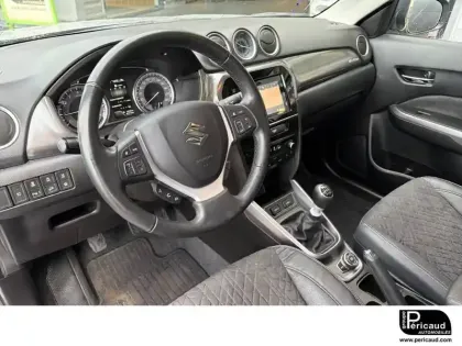 Photo 5 Suzuki Vitara  1.4 Boosterjet Allgrip Hybrid