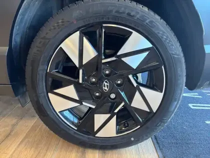 Photo 157 Hyundai Kona  Hybrid 141