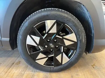 Photo 155 Hyundai Kona  Hybrid 141