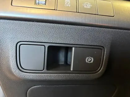 Photo 219 Hyundai Kona  Hybrid 141