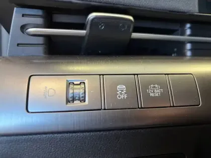 Photo 99 Hyundai Kona  Hybrid 141