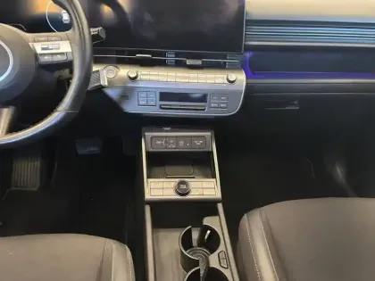 Photo 200 Hyundai Kona  Hybrid 141