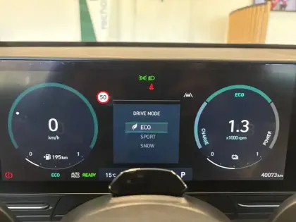 Photo 124 Hyundai Kona  Hybrid 141