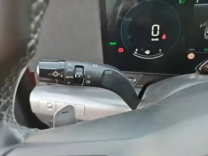 Photo 50 Hyundai Kona  Hybrid 141