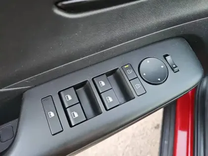 Photo 19 Hyundai Kona  Hybrid 141