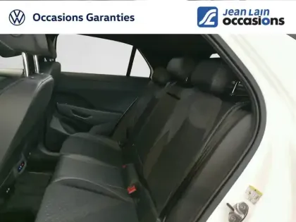 Photo 5 Volkswagen T-roc  1.5 eTSI EVO2 Hybrid 150 ch DSG7