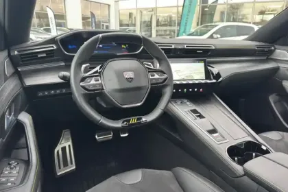 Photo 26 Peugeot 508  SW Hybrid4 360 e-EAT8 Peugeot Sport Engineered