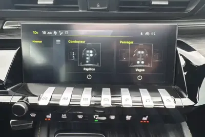 Photo 25 Peugeot 508  SW Hybrid4 360 e-EAT8 Peugeot Sport Engineered