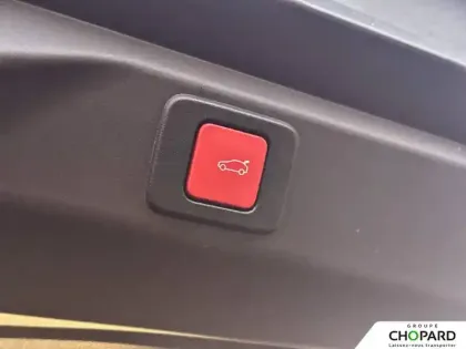 Photo 17 Peugeot 3008  Hybrid 145 e-DCS6