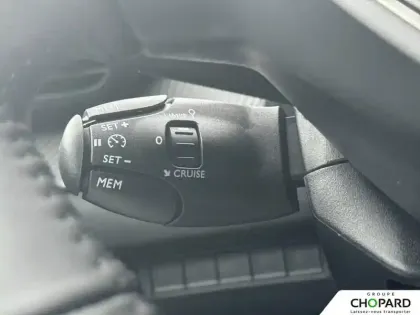 Photo 17 Peugeot 208  Hybrid 110 e-DCS6