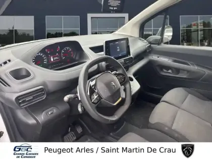 Photo 7 Peugeot Partner  FOURGON STANDARD 1000 KG PURETECH 130 S&S EAT8